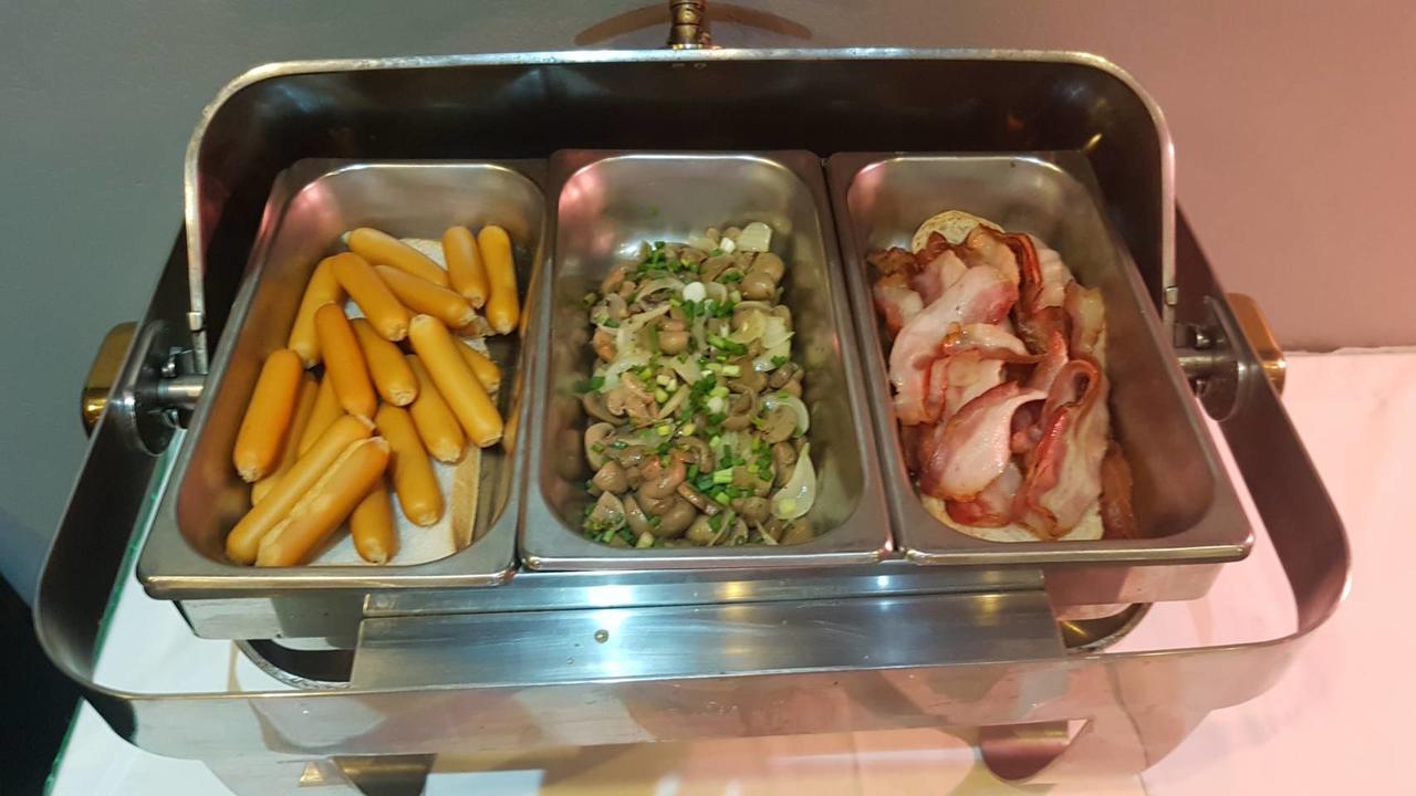 헤밍웨이 호텔 Patong 외부 사진